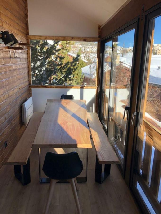 Chalet 8 Couchages A 100m Du Bas Des Pistes Et Commerces *
